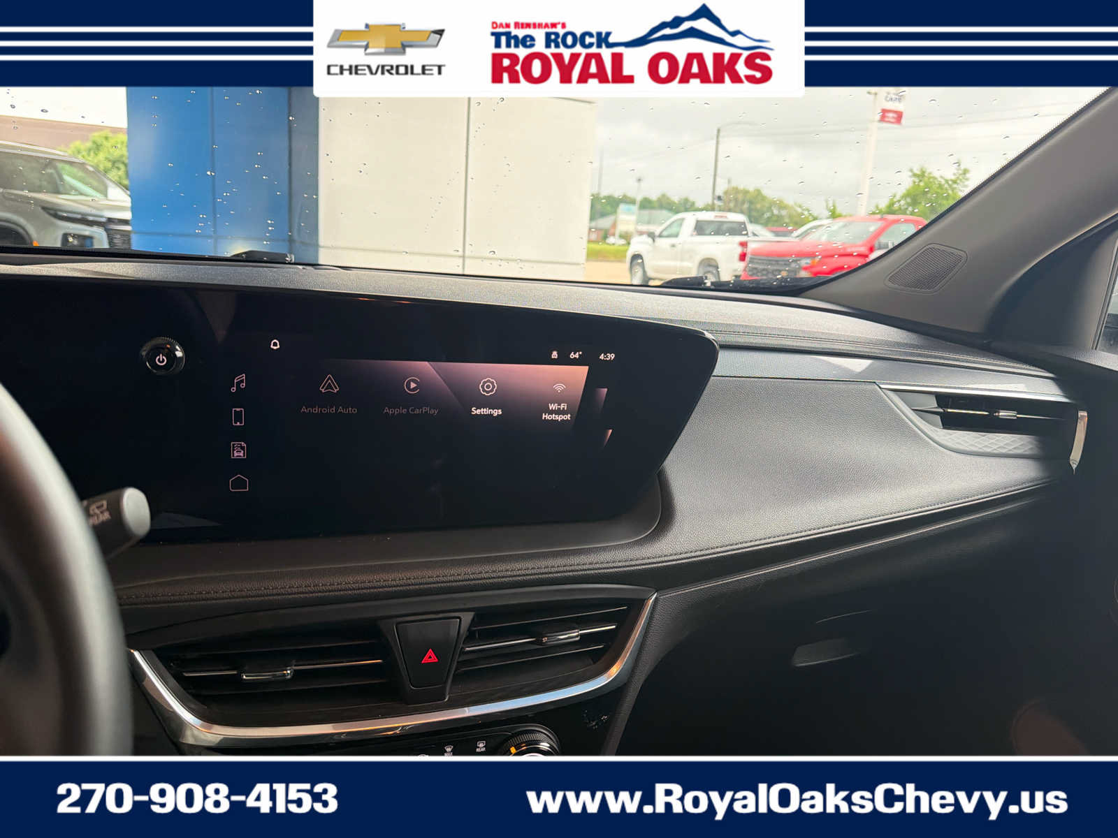 Used 2024 Buick Encore GX Sport Touring FWD image 21