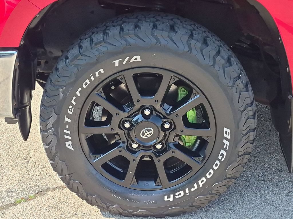 Used 2015 Toyota Tundra SR AWD/4WD image 14