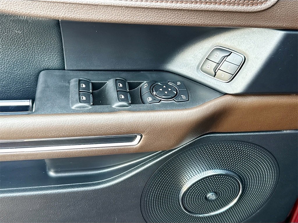 Used 2021 Ford Expedition Max King Ranch image 19