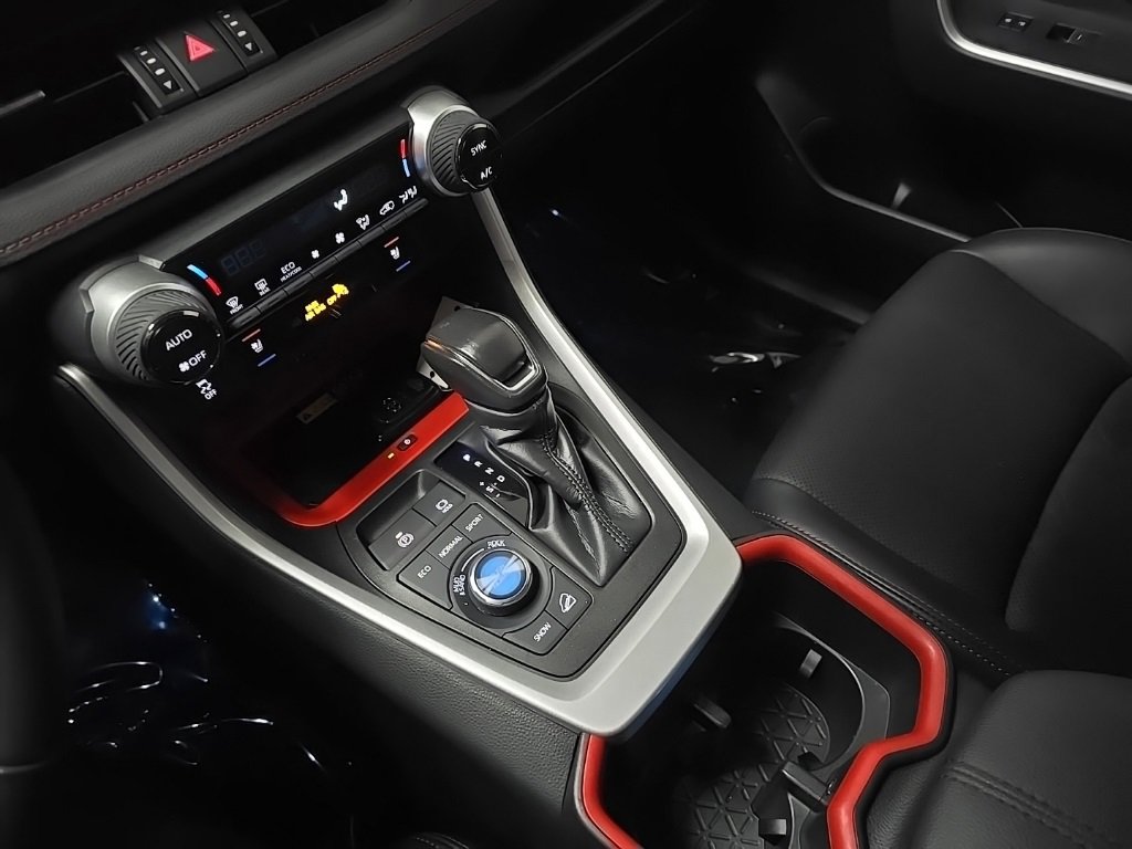 Used 2023 Toyota RAV4 TRD Off-Road image 27