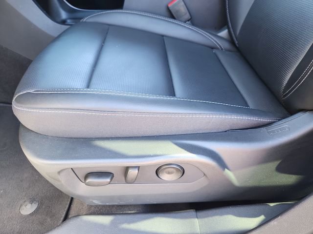 Used 2025 Buick Envision Preferred image 12