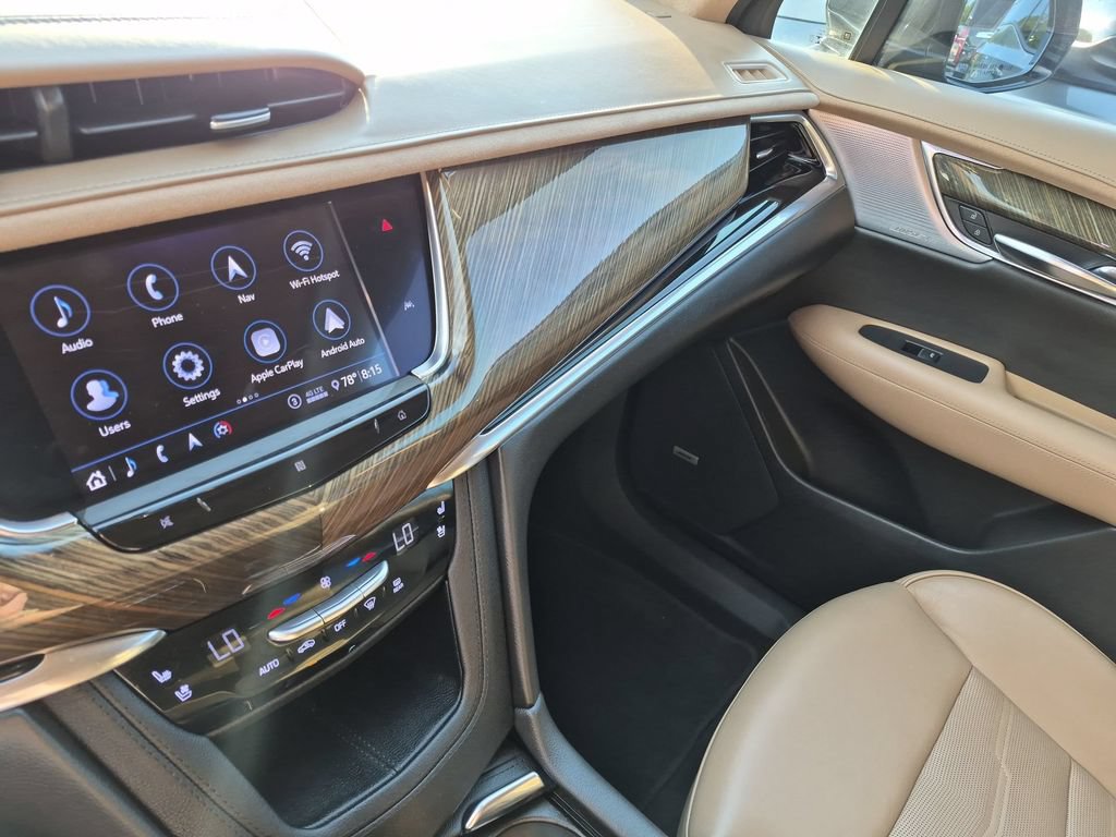 Used 2020 Cadillac XT6 Premium Luxury w/ Platinum Package FWD image 18