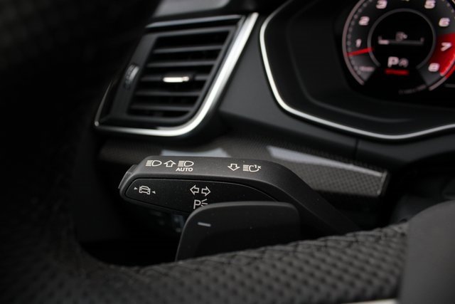 New 2025 Audi SQ5 Premium Plus image 6