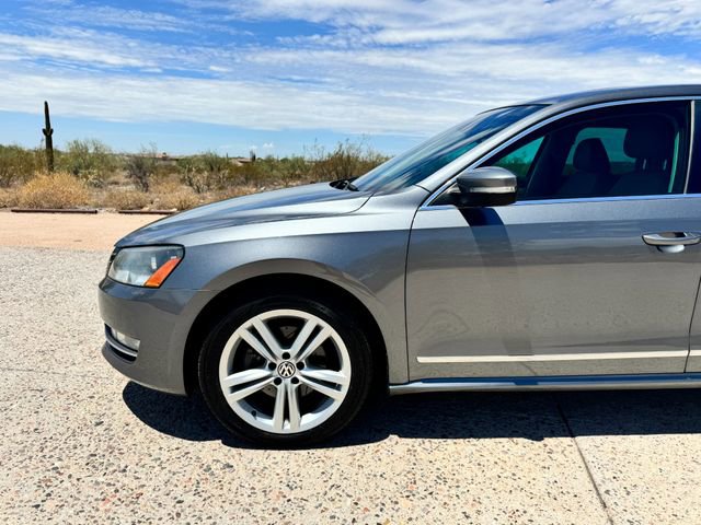 Used 2014 Volkswagen Passat TDI SE FWD image 11