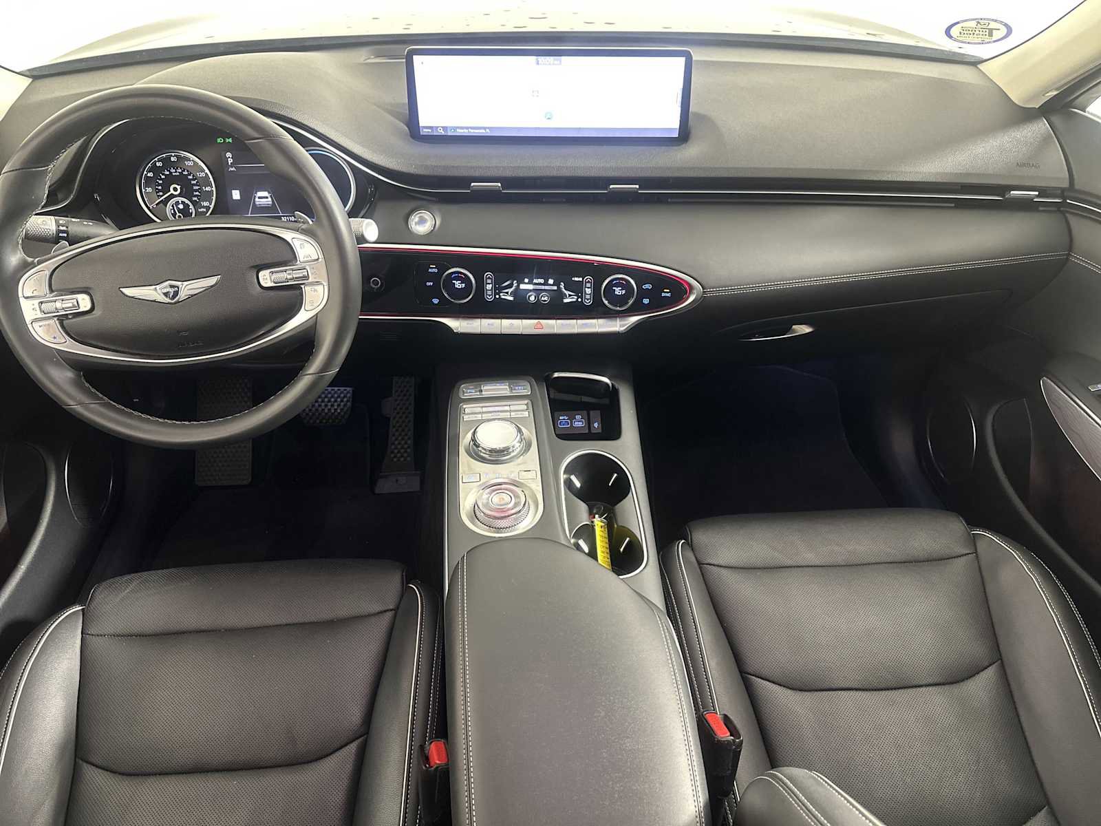 Used 2023 Genesis GV70 2.5T w/ Advanced Package image 8