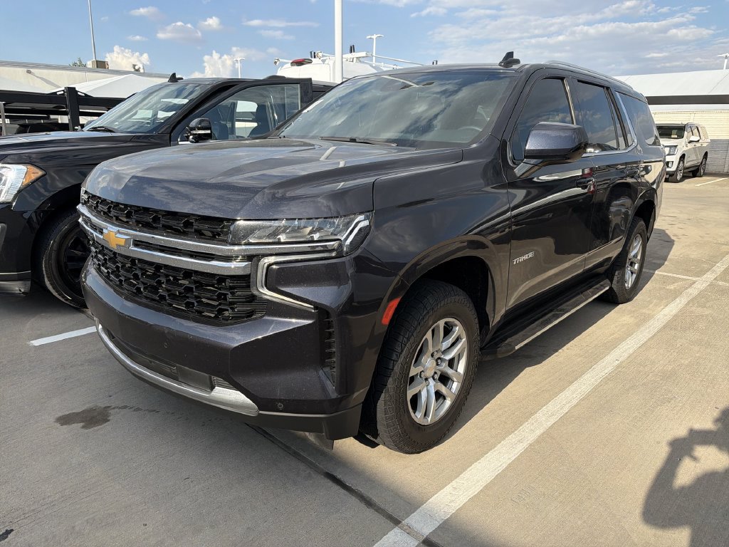 Used 2024 Chevrolet Tahoe LS RWD image 1