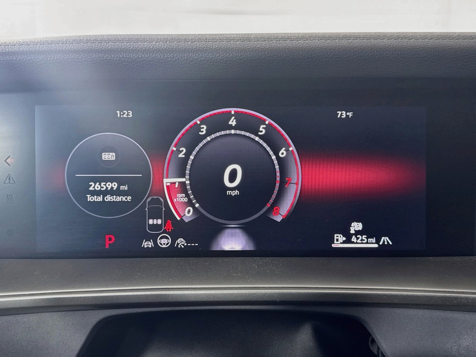 Certified 2025 Volkswagen Tiguan SE R-Line AWD/4WD image 15