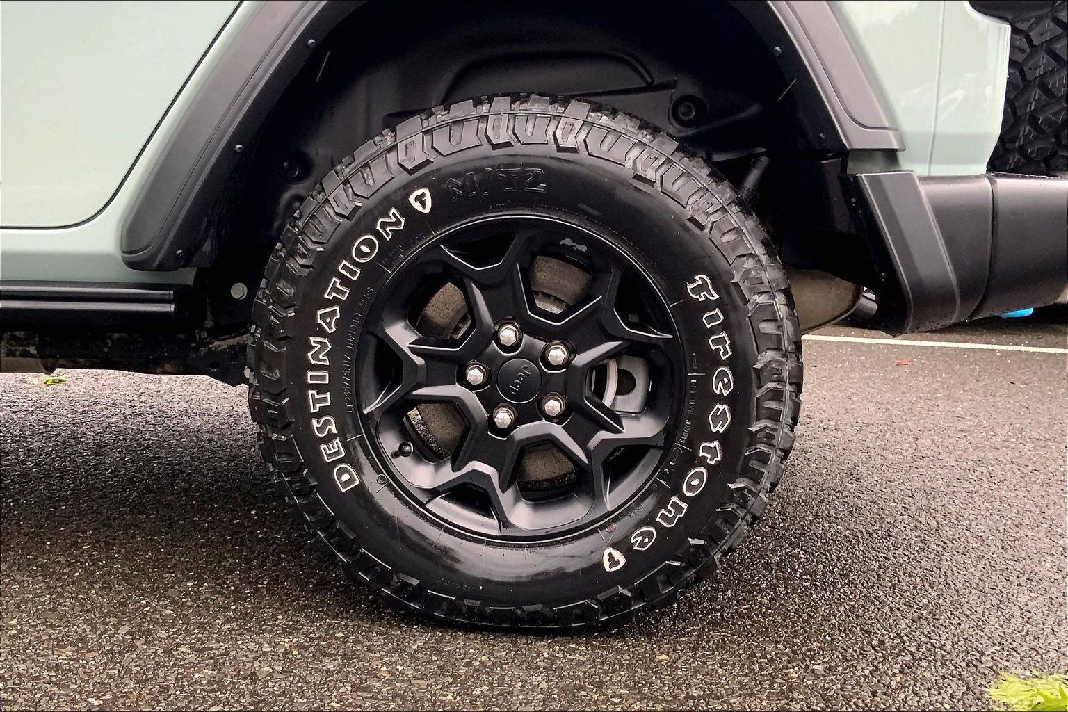 Used 2023 Jeep Wrangler Unlimited w/ Sun & Screen Package AWD/4WD image 9