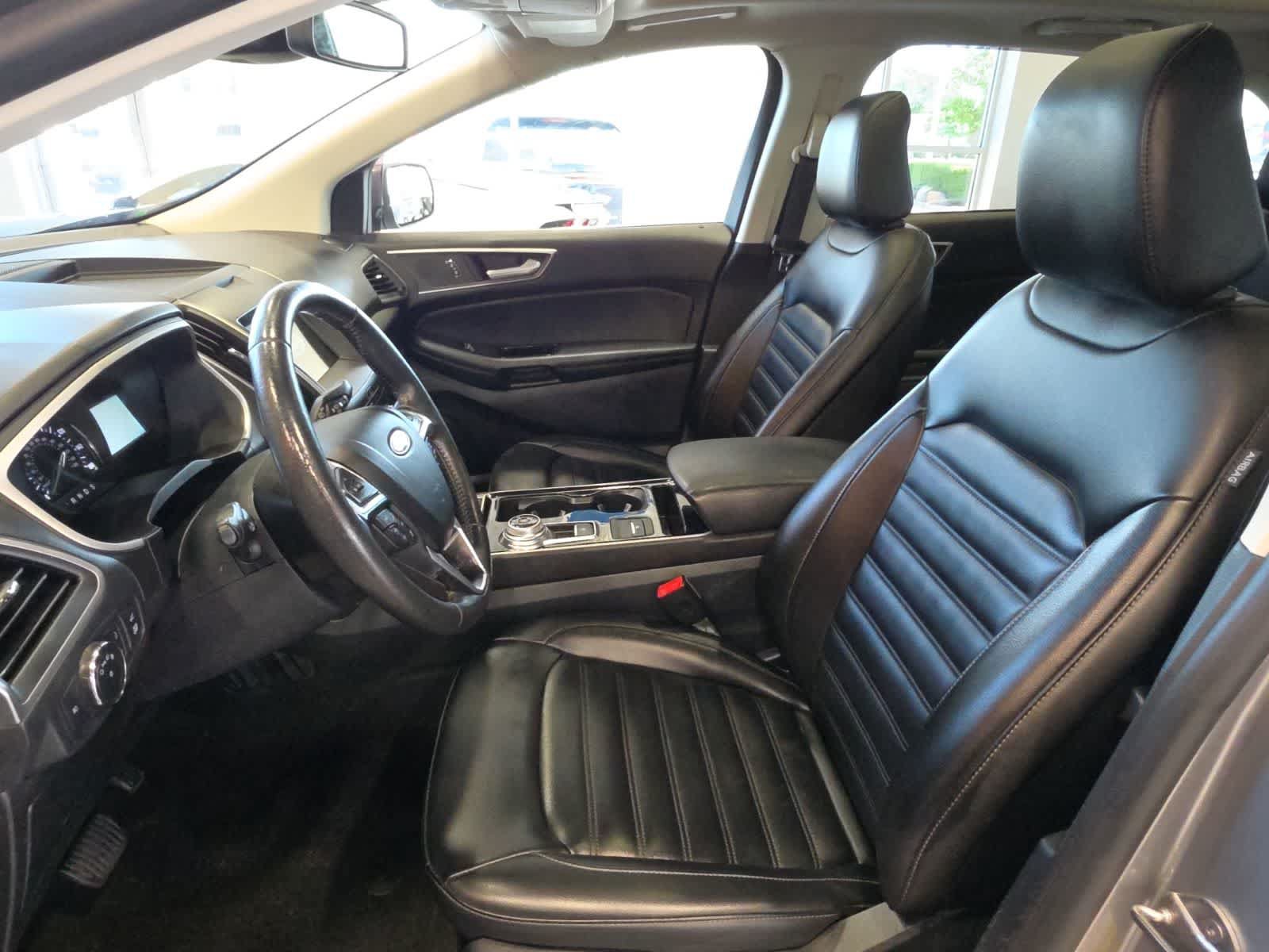Used 2020 Ford Edge SEL w/ Convenience Package AWD/4WD image 16