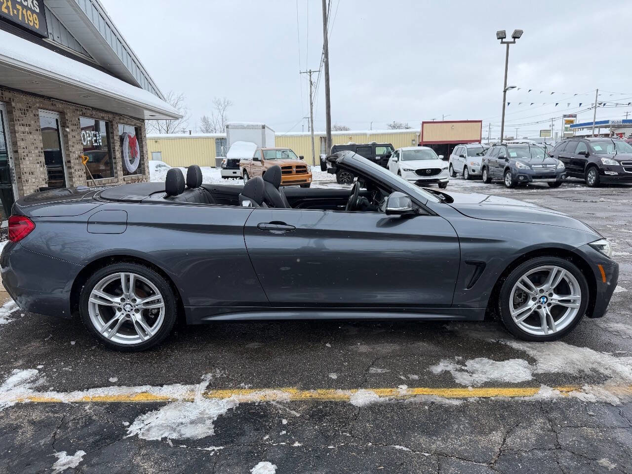 Used 2018 BMW 430i xDrive Convertible image 2