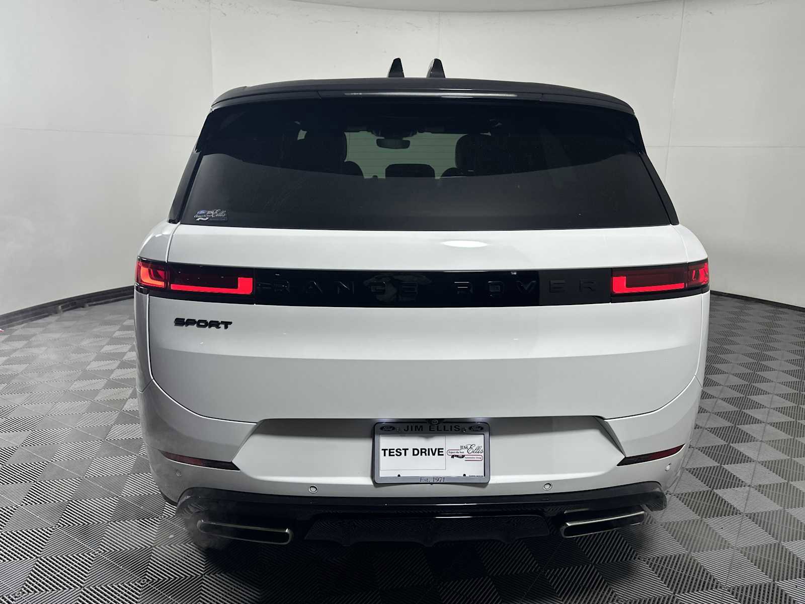 Used 2024 Land Rover Range Rover Sport Dynamic SE image 6