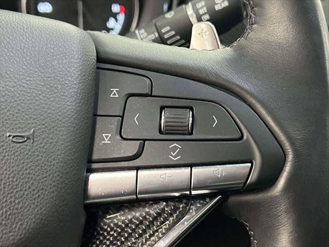 Used 2023 Cadillac XT6 Sport w/ LPO, ONYX Package image 25