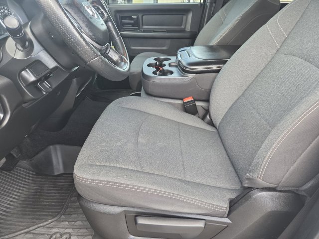 Used 2024 RAM 3500 Tradesman w/ Chrome Appearance Group AWD/4WD image 26