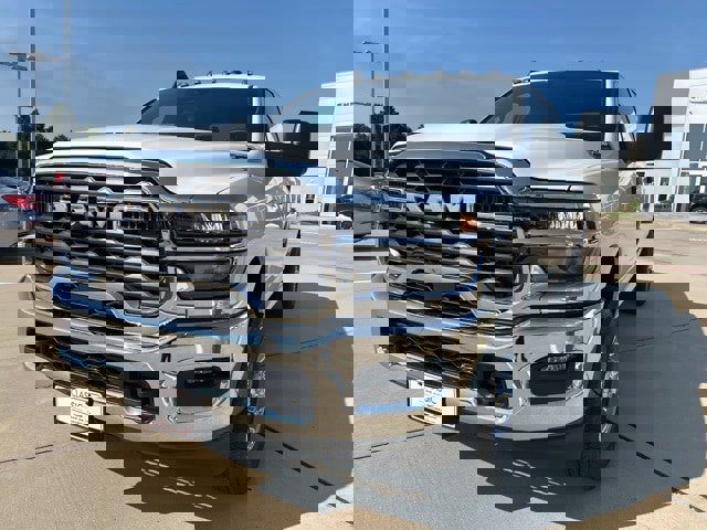 New 2026 RAM 2500 Tradesman w/ Chrome Appearance Group image 3