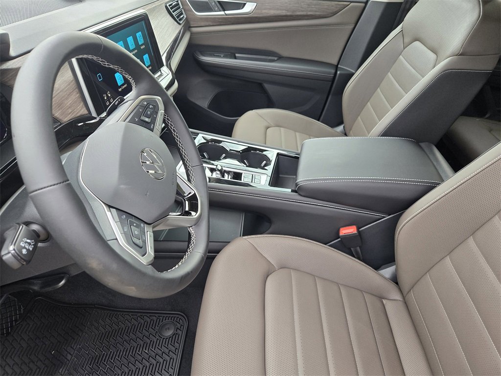 New 2026 Volkswagen Atlas SEL image 11