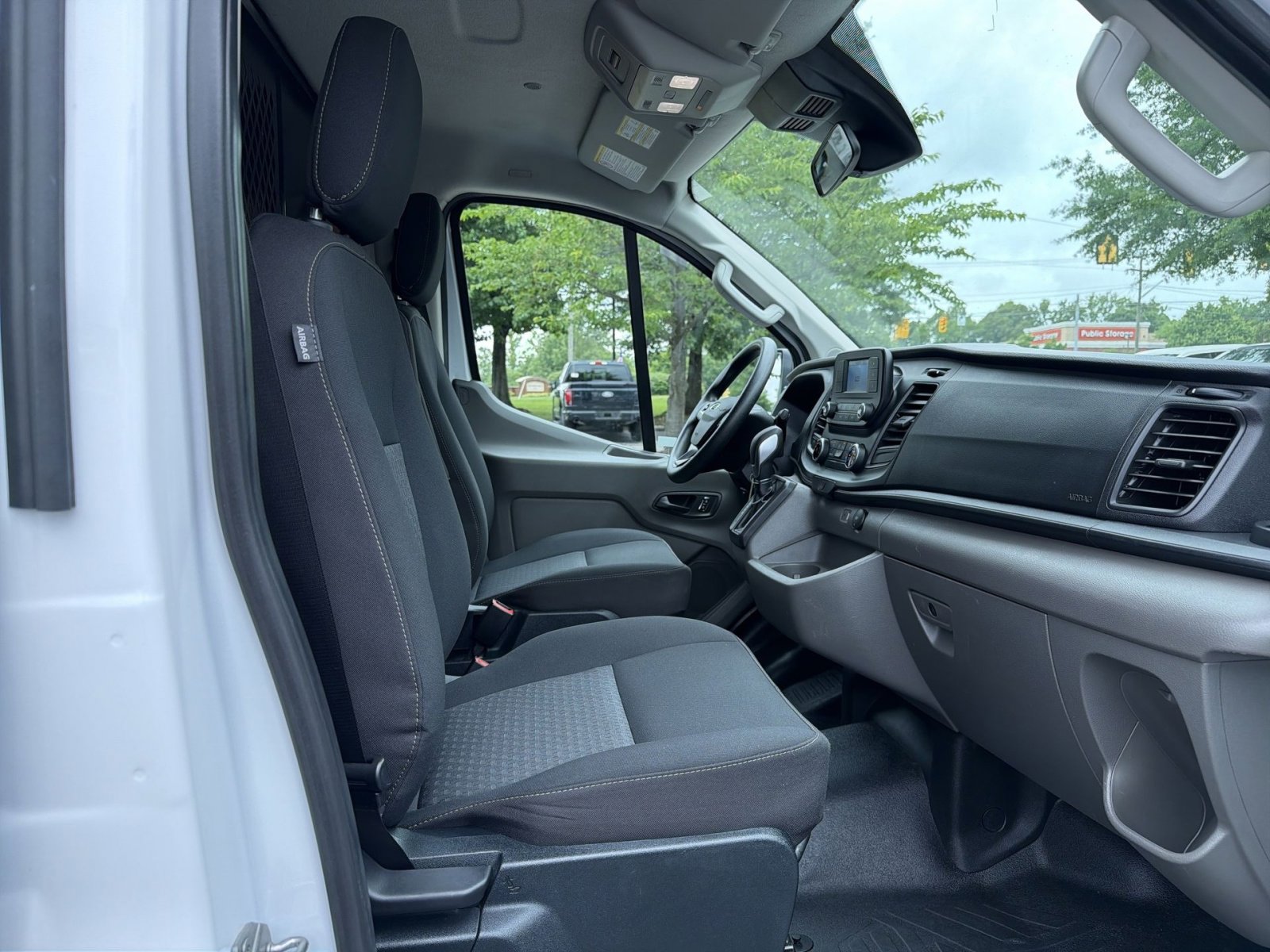 Used 2023 Ford Transit 250 Low Roof w/ Exterior Upgrade Package RWD image 25