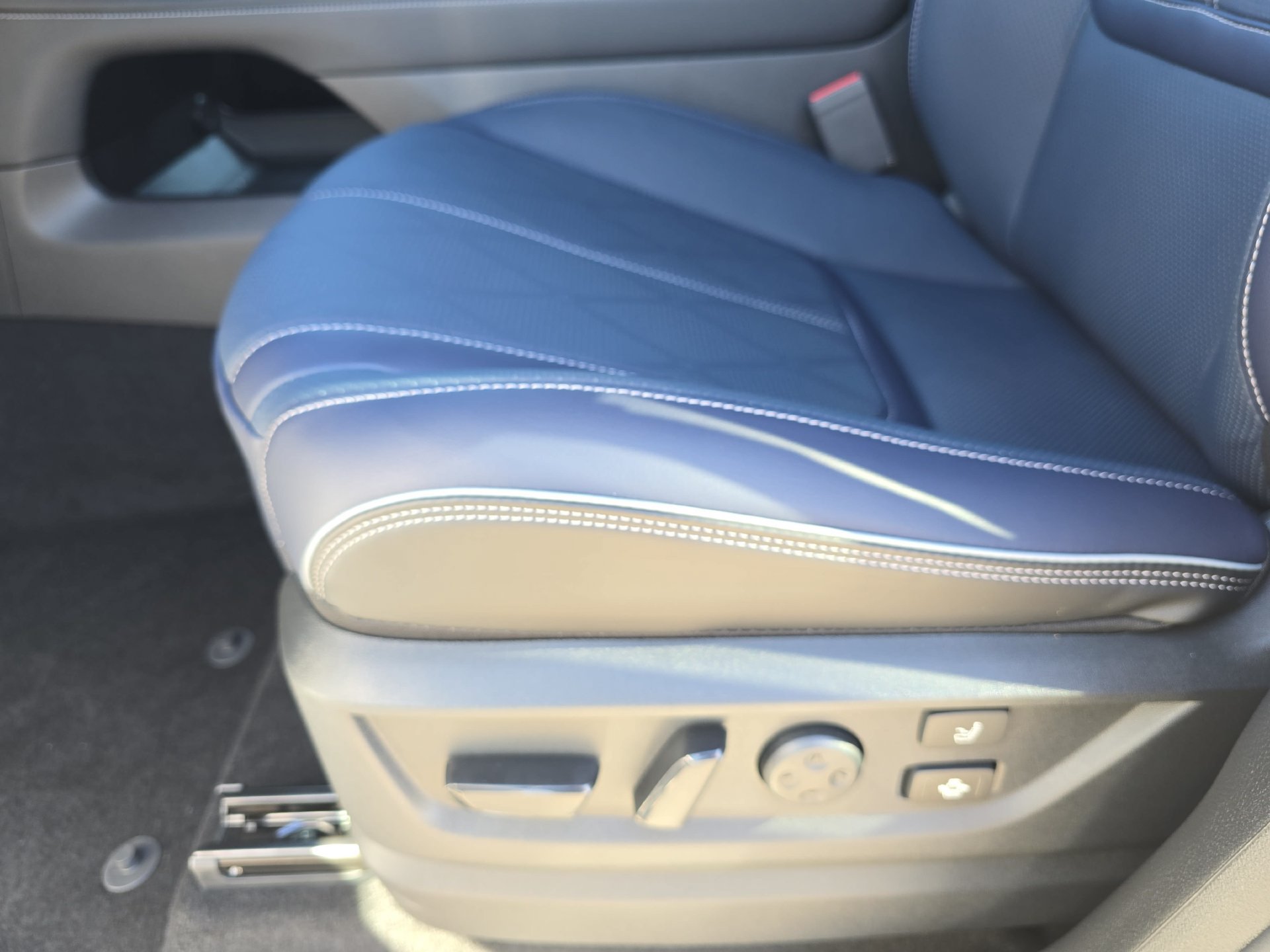 New 2026 INFINITI QX80 4WD image 28