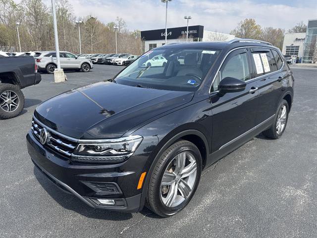 Used 2019 Volkswagen Tiguan SEL Premium w/ 3rd Row Seat Package image 3