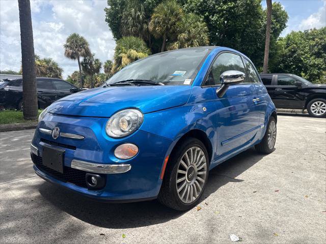 Used 2017 FIAT 500 Lounge FWD image 2
