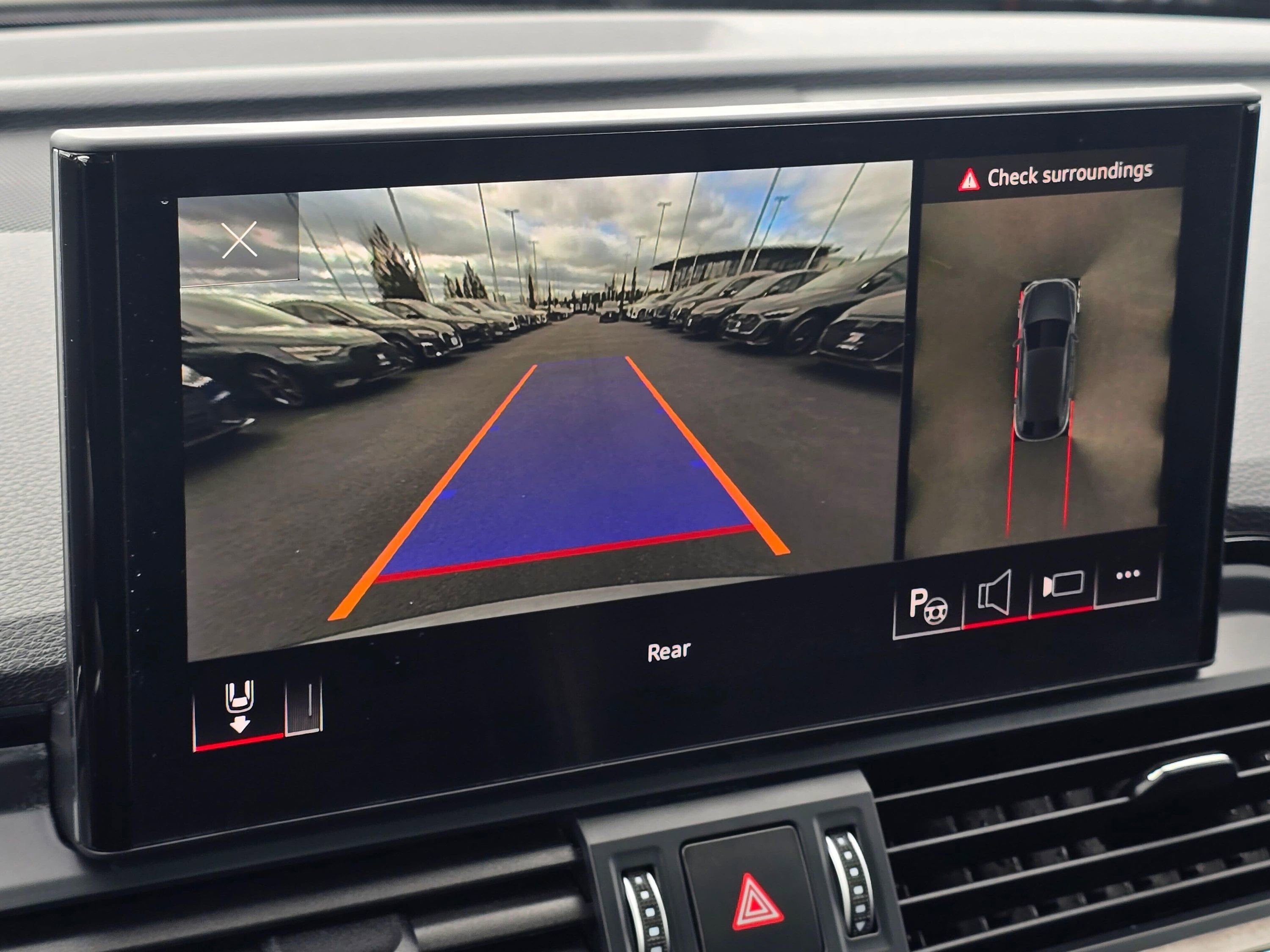 Used 2023 Audi SQ5 Prestige w/ Prestige Package image 45