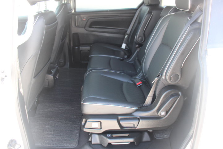 Used 2021 Honda Odyssey Elite image 14