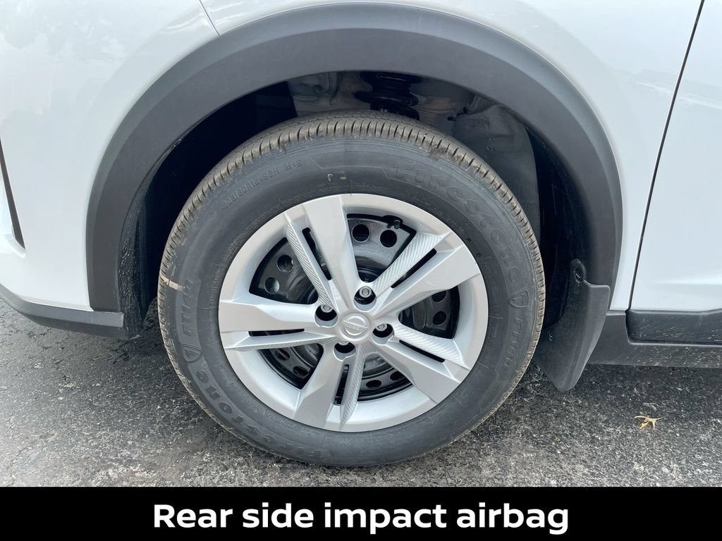 Certified 2025 Nissan Kicks Play S FWD image 21