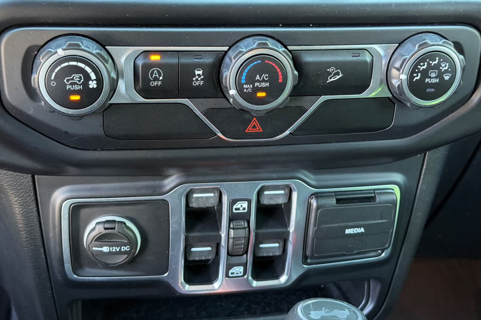 Used 2020 Jeep Wrangler Unlimited Sport S AWD/4WD image 22