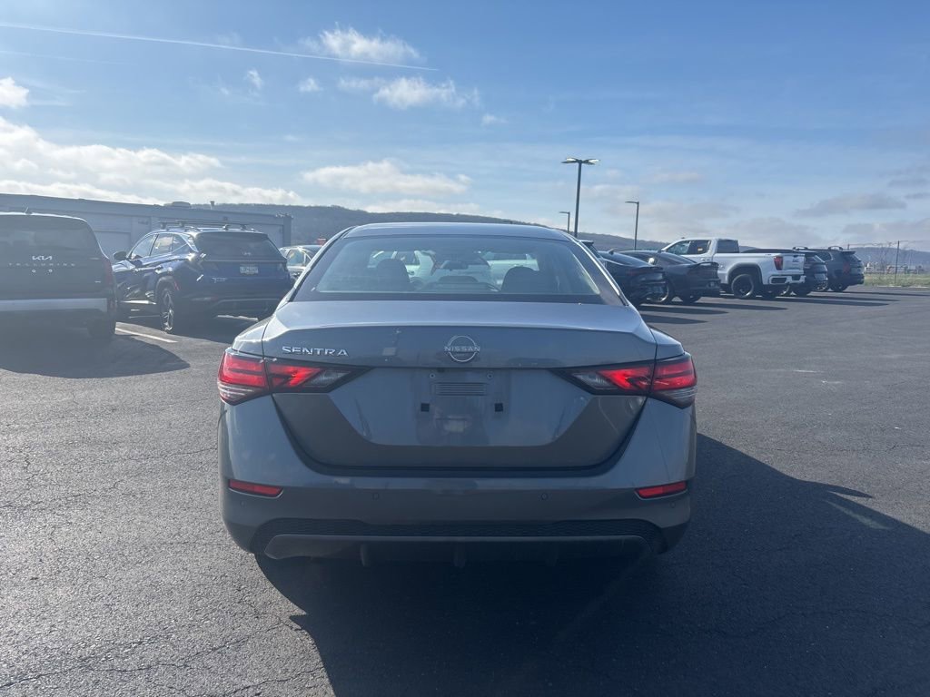 Used 2024 Nissan Sentra S image 4