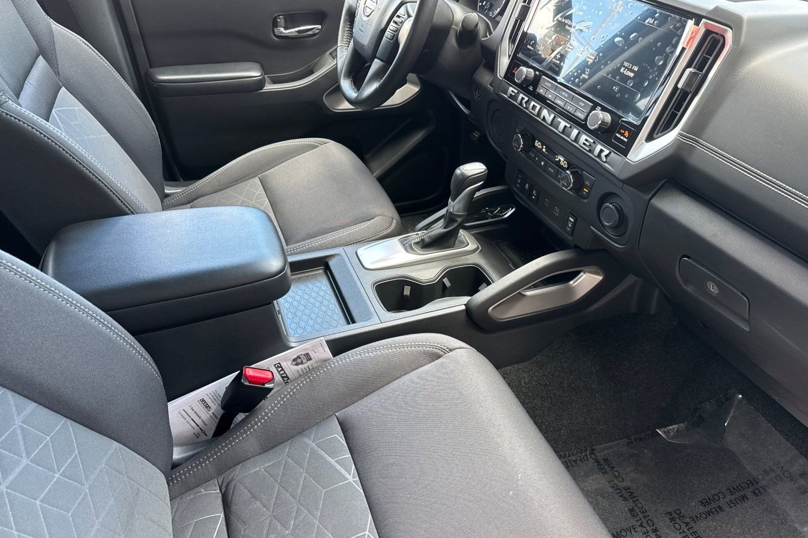 Used 2025 Nissan Frontier SV w/ SV Convenience Package image 20