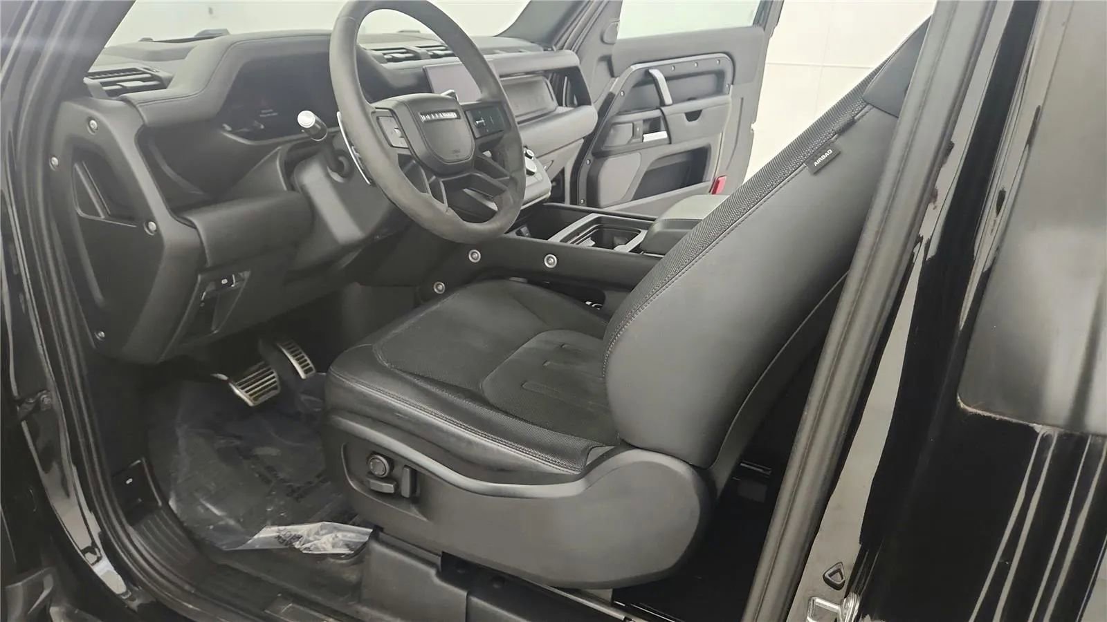 Used 2022 Land Rover Defender 90 V8 image 22