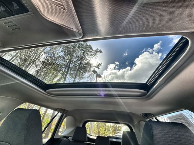 Used 2025 Toyota RAV4 XLE w/ Convenience Package image 30