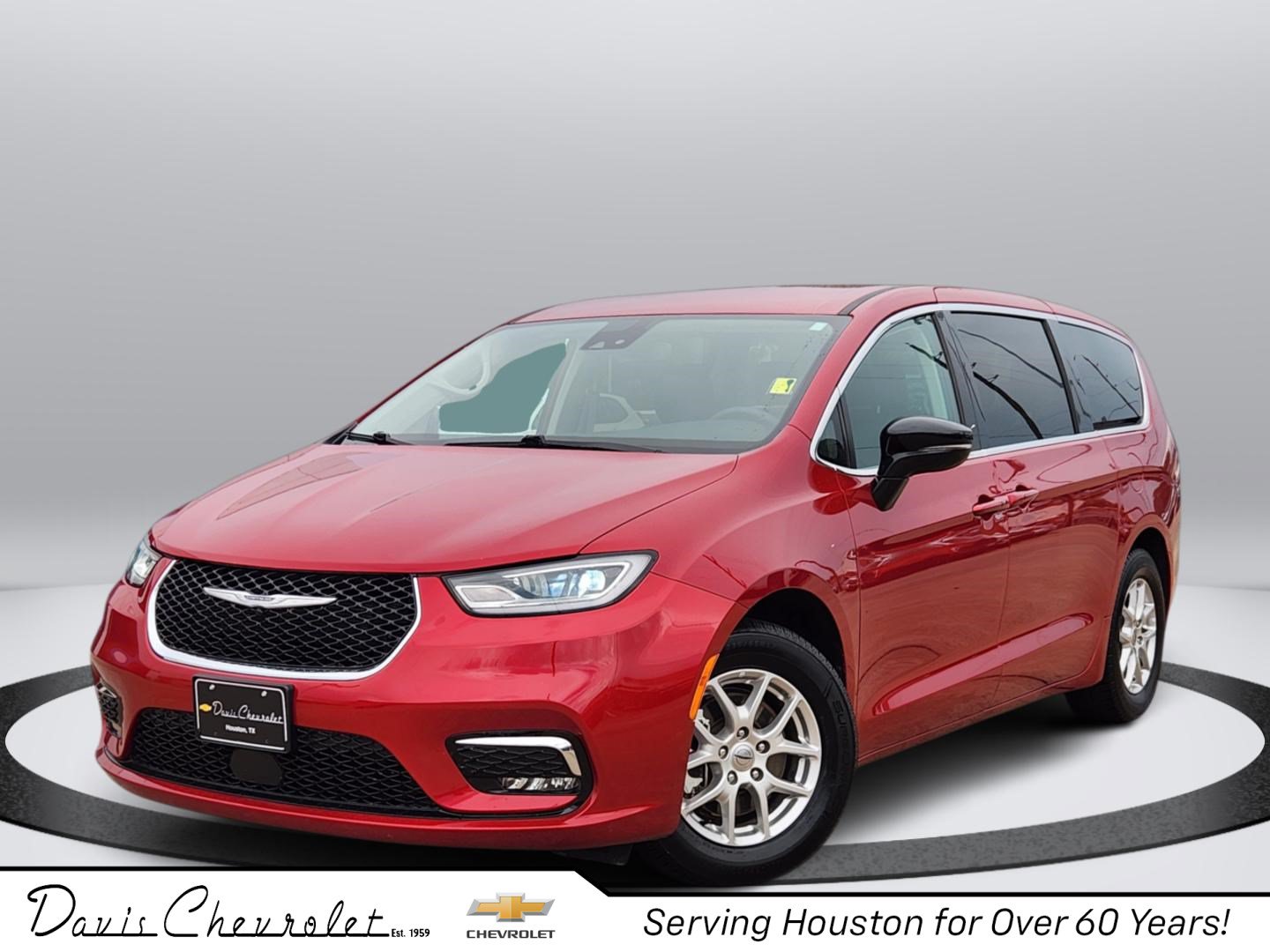 Used 2024 Chrysler Pacifica Touring-L