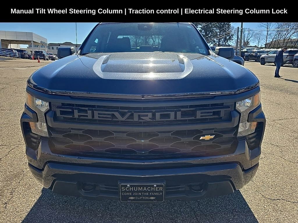 Used 2023 Chevrolet Silverado 1500 Custom image 8