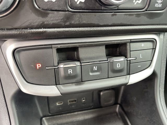 Used 2022 GMC Terrain SLE w/ Driver Convenience Package AWD/4WD image 19