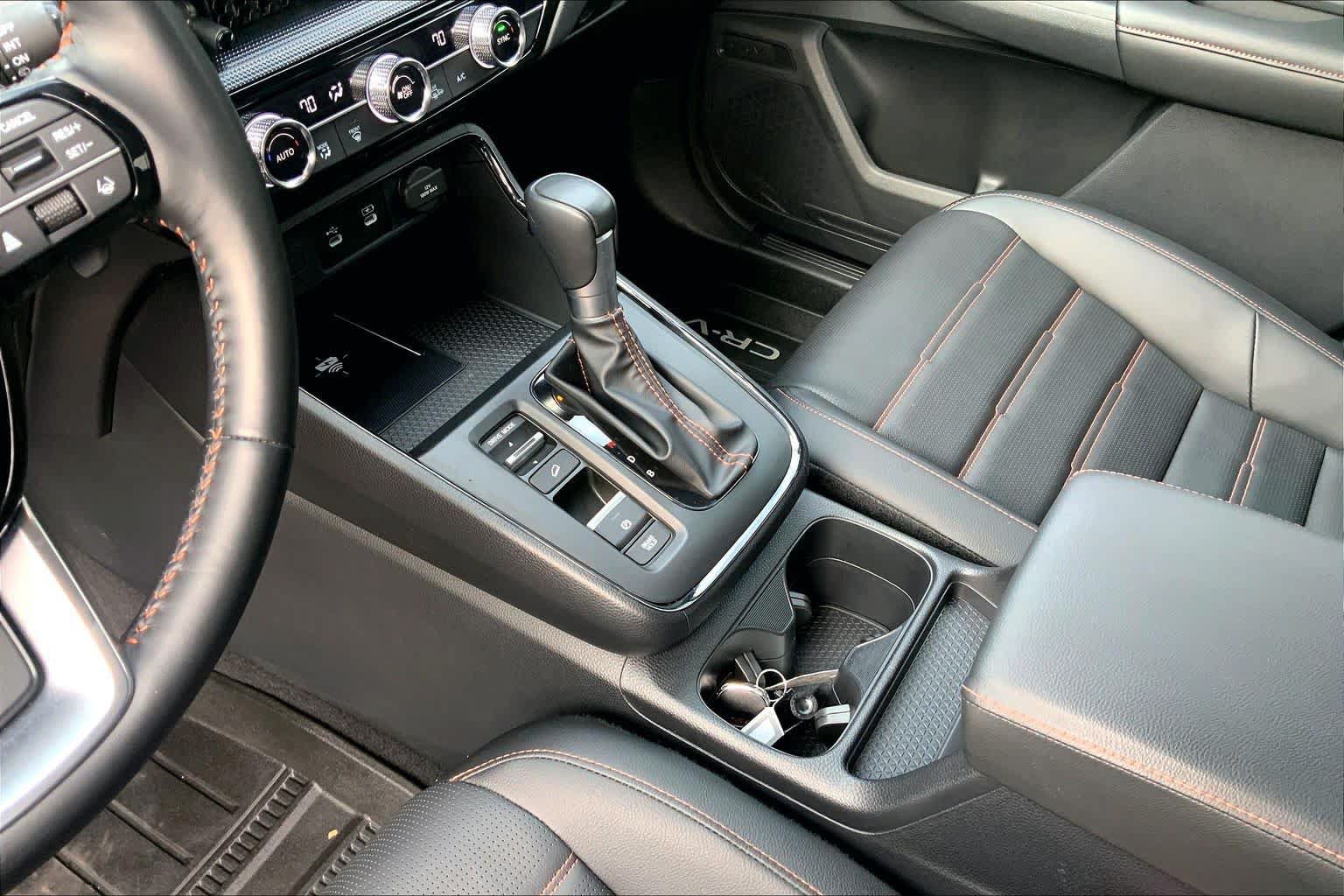 Used 2026 Honda CR-V Sport Touring image 15