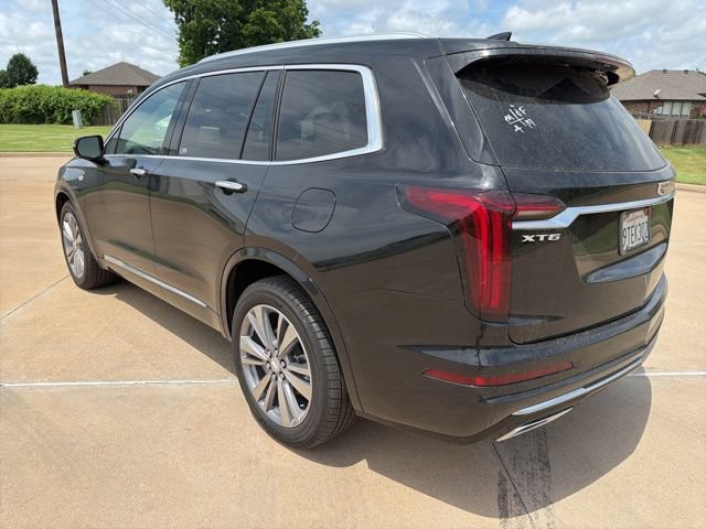 Used 2024 Cadillac XT6 Premium Luxury w/ Technology Package FWD image 3