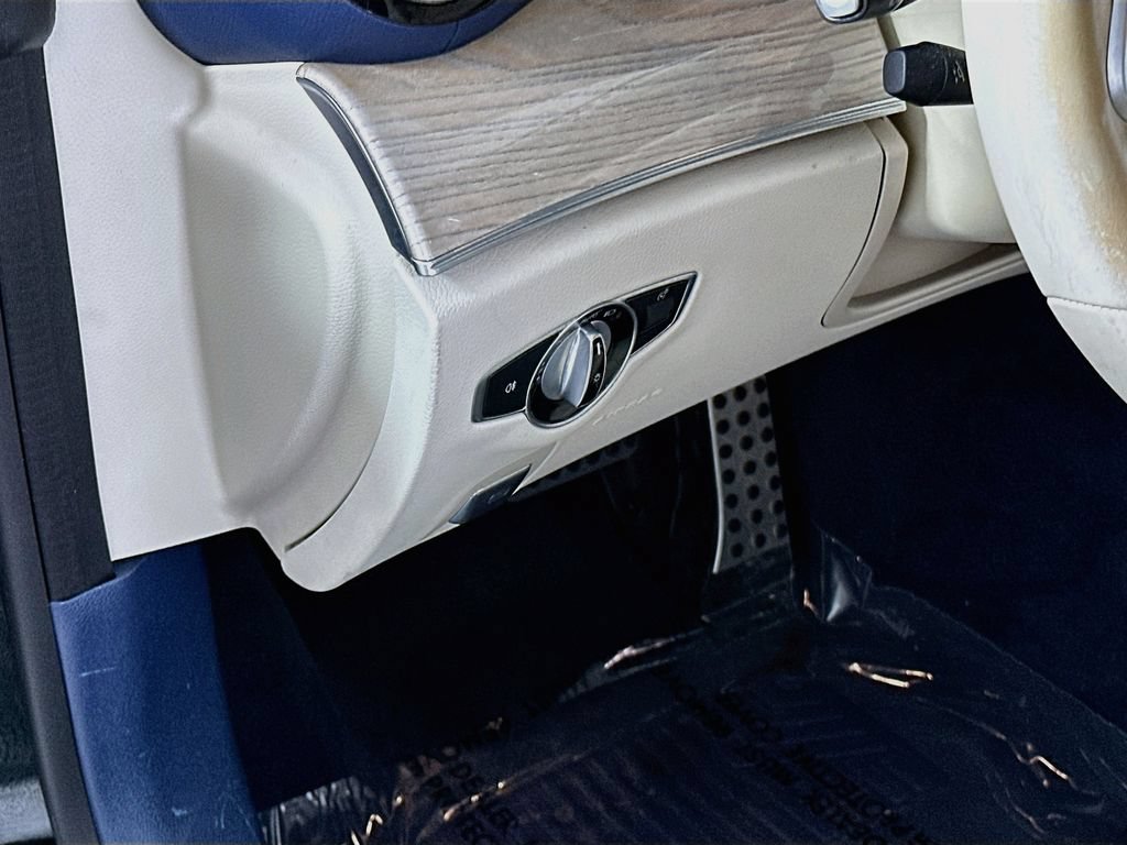 Used 2019 Mercedes-Benz E 450 Cabriolet image 11