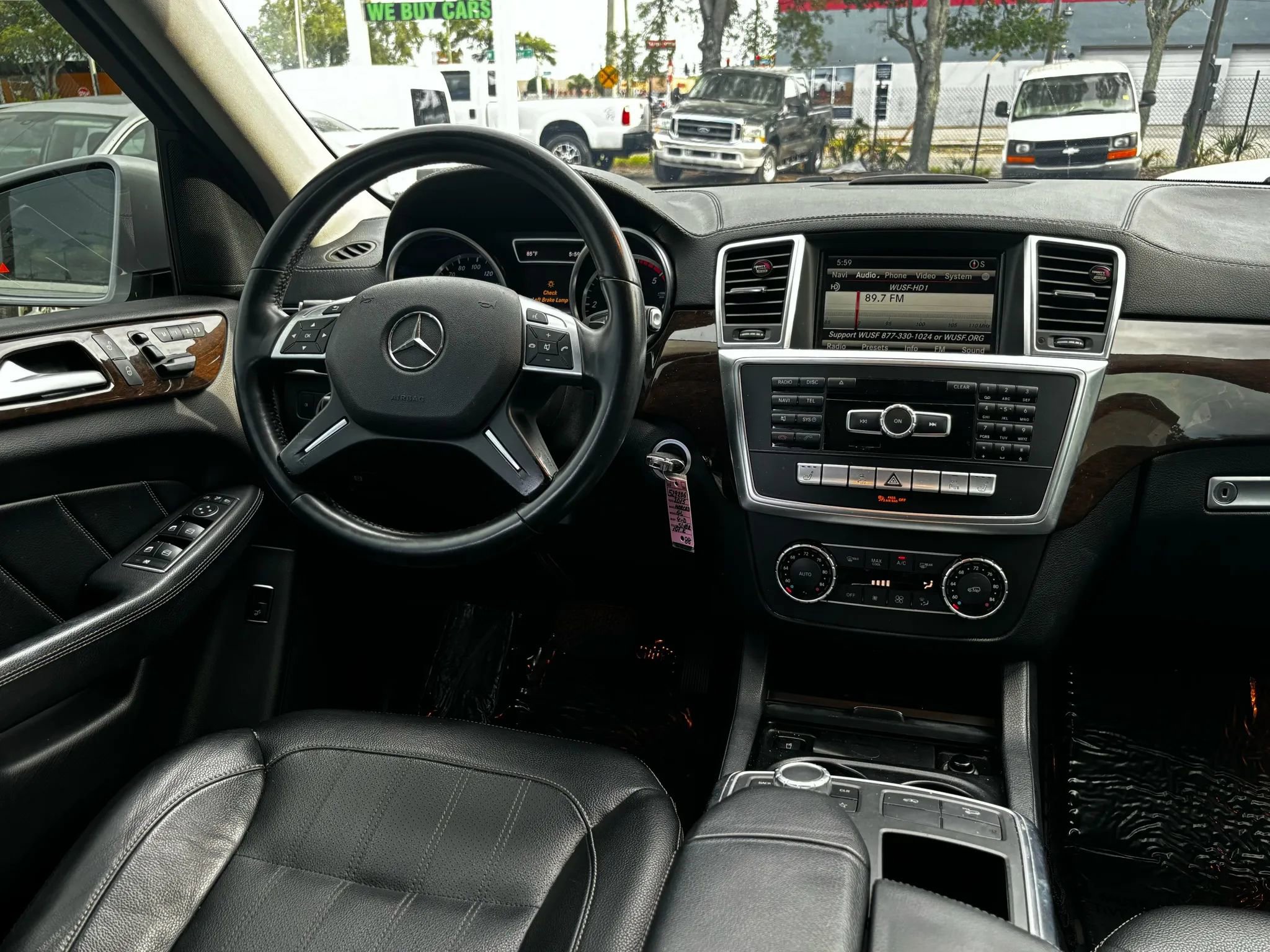 Used 2015 Mercedes-Benz GL 320 BlueTEC 4MATIC image 13