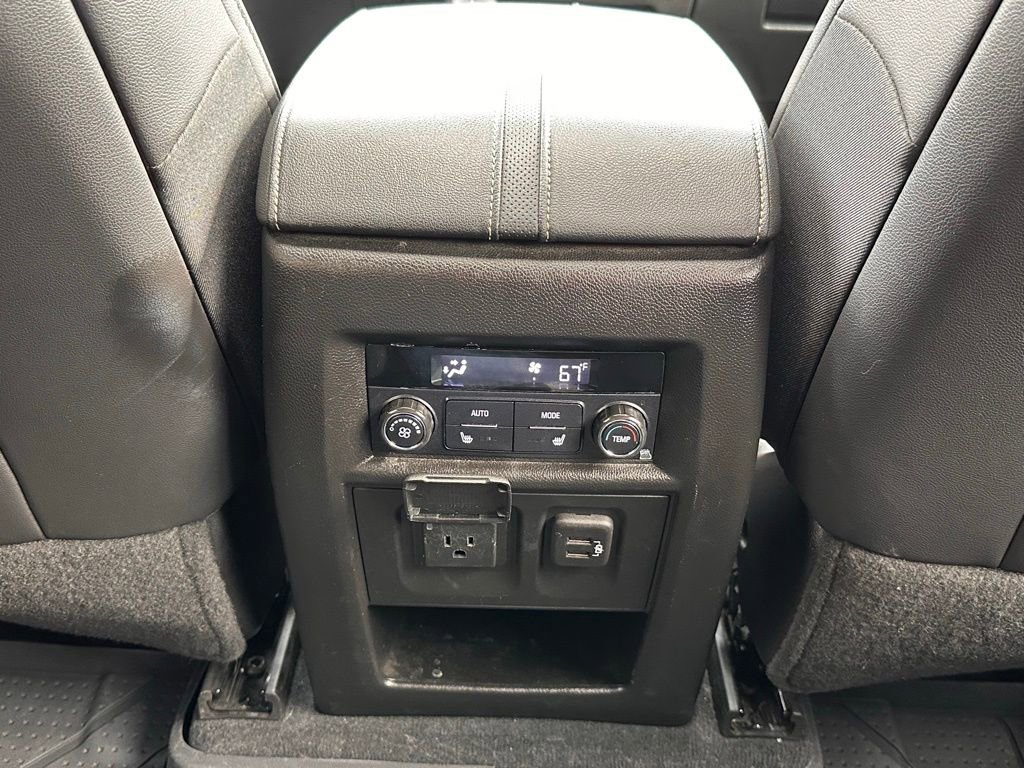 Used 2022 Chevrolet Traverse Premier w/ LPO, Floor Liner Package image 20