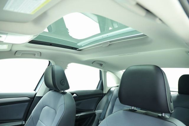 New 2025 Volkswagen Jetta SE image 30