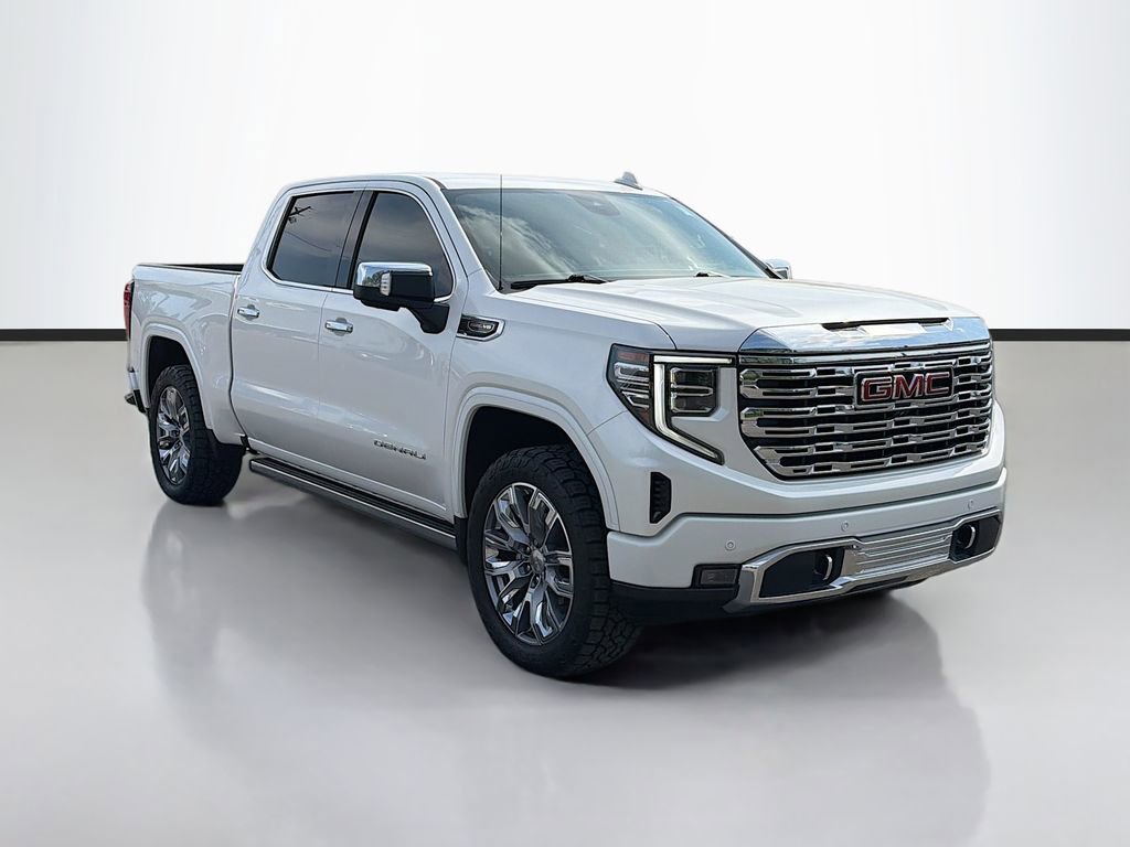 Used 2022 GMC Sierra 1500 Denali w/ Denali Reserve Package image 3