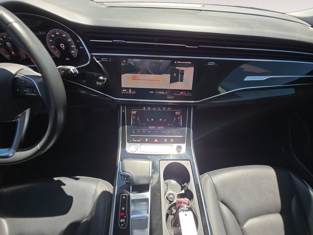 Used 2020 Audi Q8 Prestige w/ Prestige Package AWD/4WD image 11