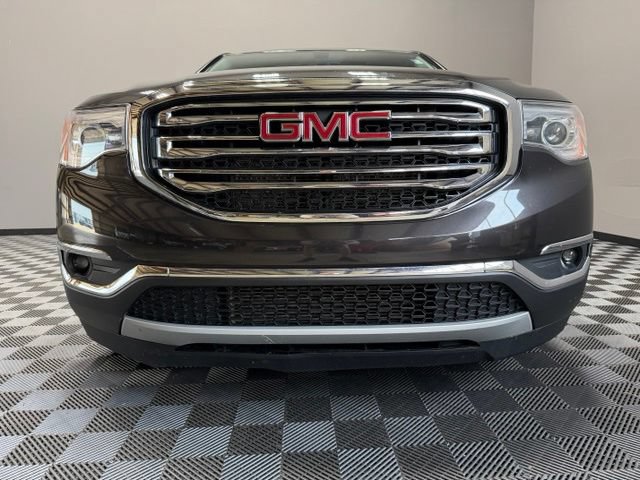 Used 2017 GMC Acadia SLT AWD/4WD image 3