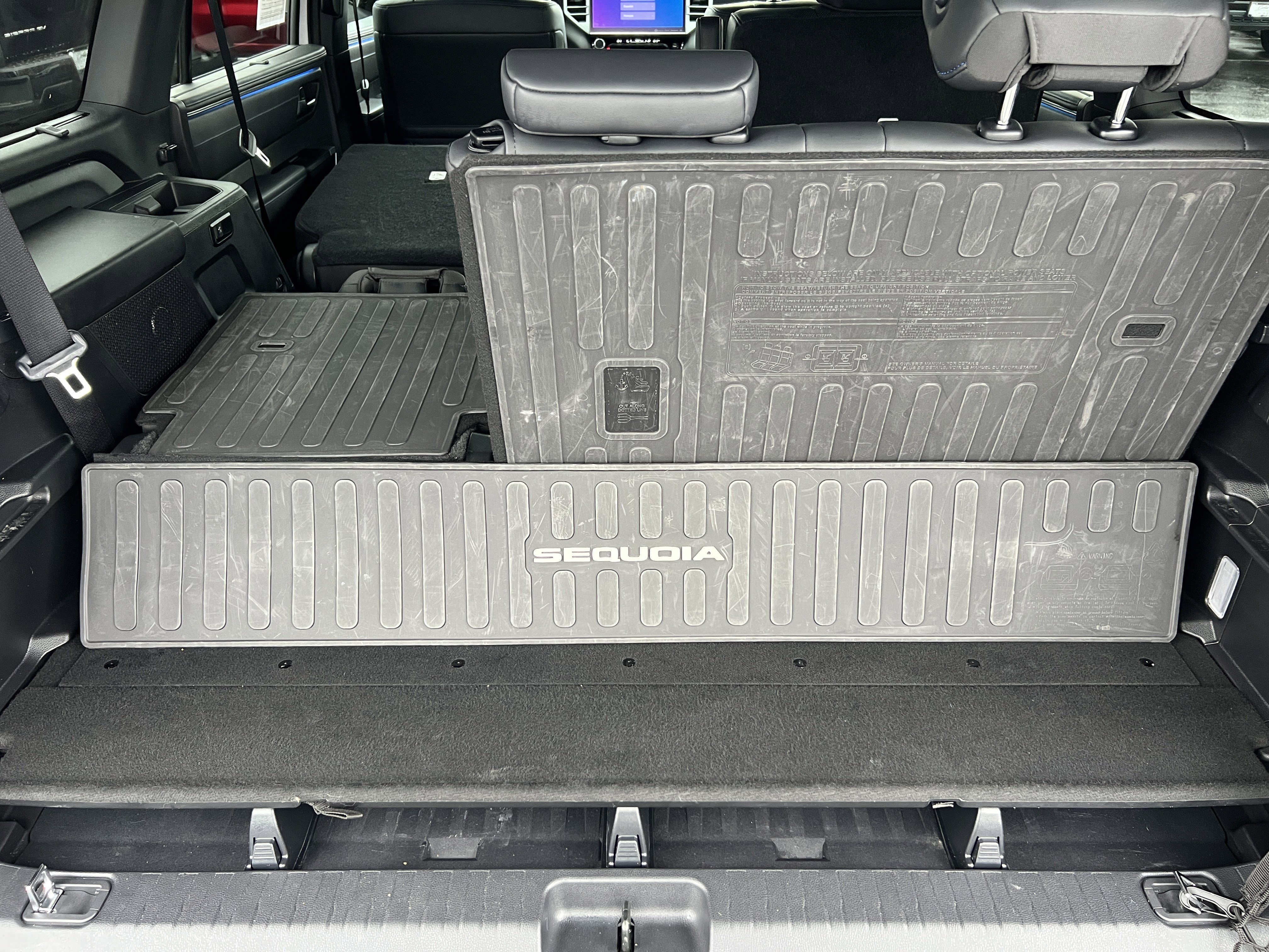 Used 2024 Toyota Sequoia Platinum image 19