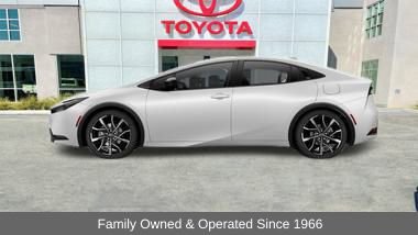 New 2026 Toyota Prius Plug-In Hybrid image 9