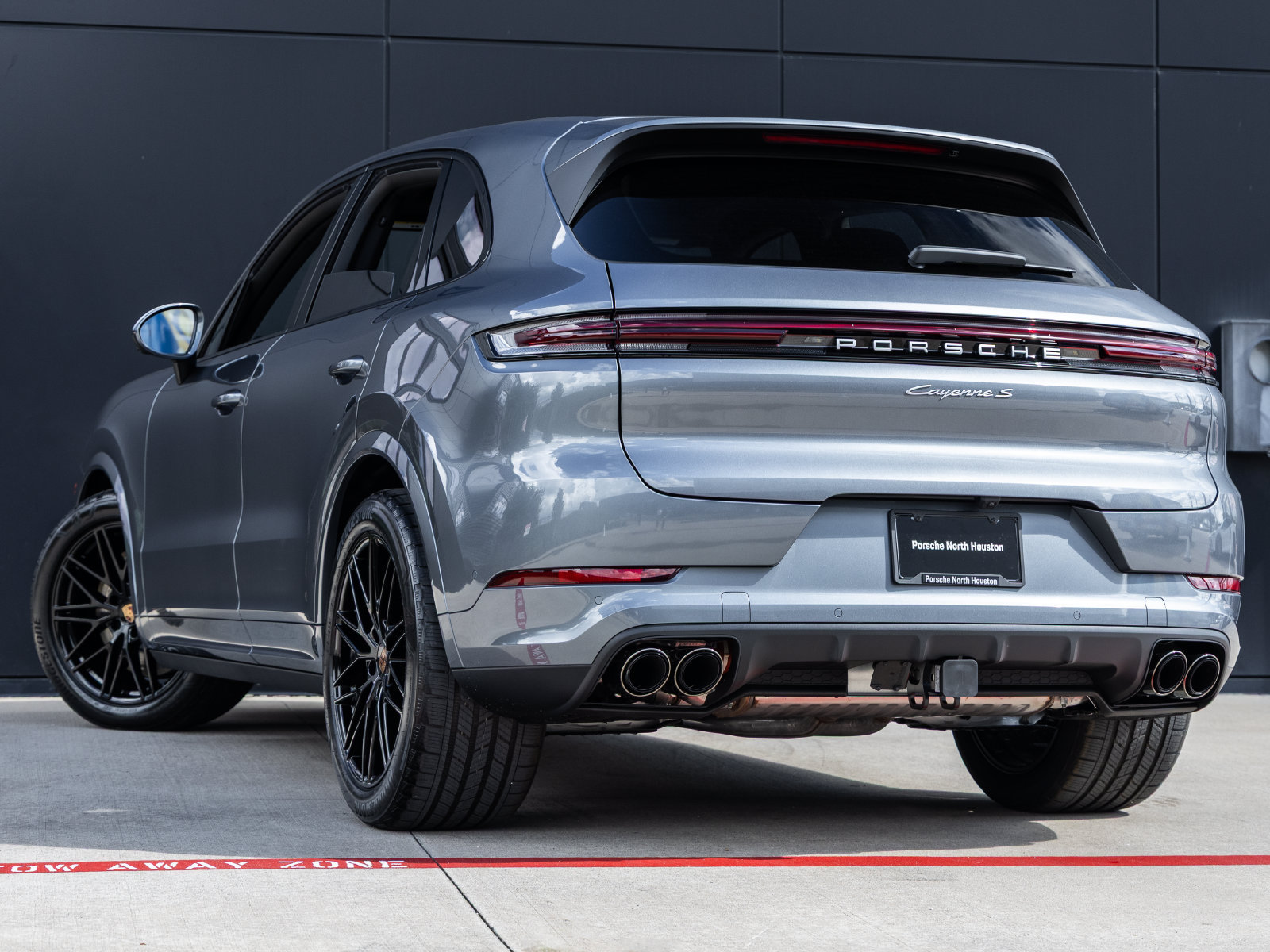 New 2026 Porsche Cayenne S AWD/4WD image 3