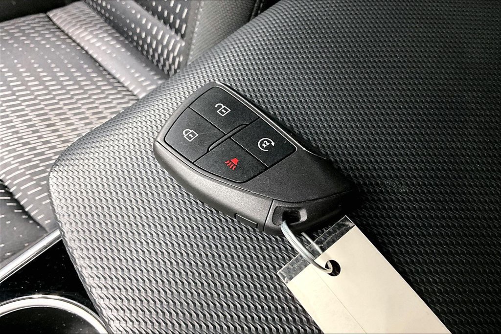 Used 2025 Chevrolet Equinox LT AWD/4WD image 12
