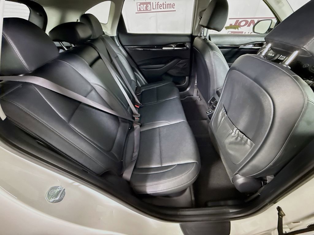 Used 2024 Kia Seltos SX AWD/4WD image 28