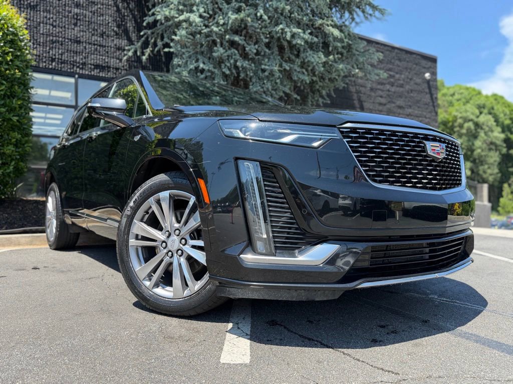 Used 2024 Cadillac XT6 Premium Luxury w/ Technology Package AWD/4WD image 8