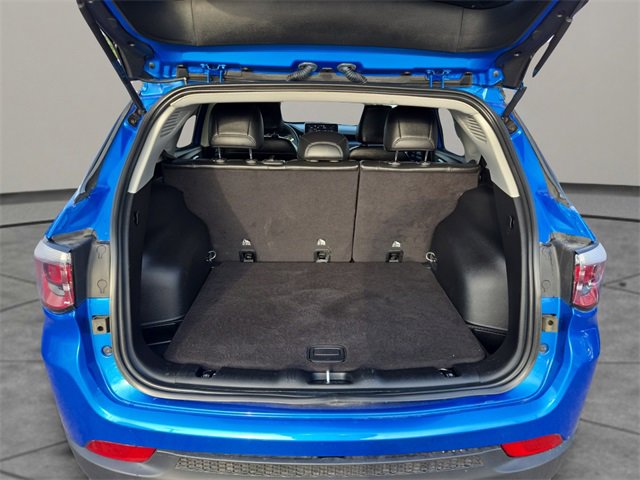 Used 2022 Jeep Compass Trailhawk image 29